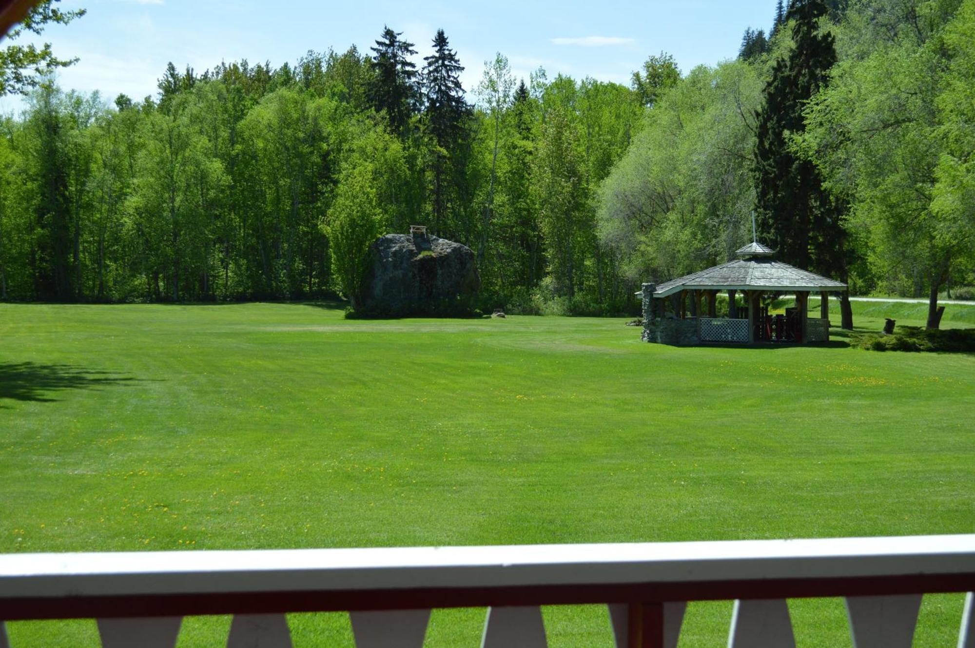 Rivermount Motel Little Fort Εξωτερικό φωτογραφία