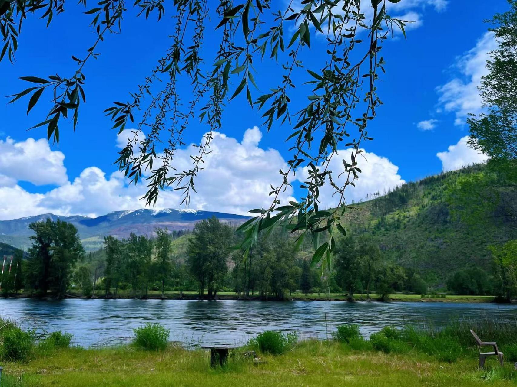 Rivermount Motel Little Fort Εξωτερικό φωτογραφία